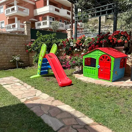 Διαμέρισμα Kalopsia *